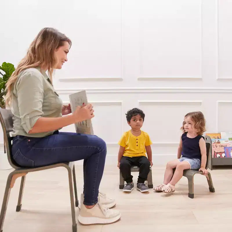Chaise empilable en bois courbé, hauteur d'assise 8 po, mobilier Montessori, 2