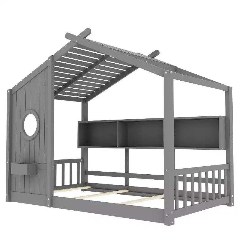 Lit cabane avec étagères, fenêtre et toit pour chambre d'enfant
